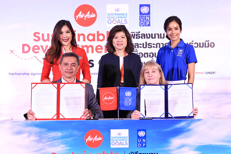 แอร์เอเชียจับมือ UNDP เปิดตัว 4 โครงการเพื่อการพัฒนาสังคมอย่างยั่งยืน แอร์เอเชียจับมือ UNDP เปิดตัว 4 โครงการเพื่อการพัฒนาสังคมอย่างยั่งยืน